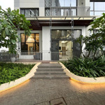 siêu hiếm - căn hộ the view tại tầng hồ bơi - diện tích sử dụng 240m2 - 4pn, 3 wc, full nội thất.