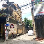 nhà tây trà-ô tô đỗ cửa-dân xây-5 tầng-8.9 tỷ