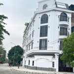 bán đất dịch vụ tân tây đô diện tích 60m2 hướng tây nam mát mẻ giá nhỉnh 150 tr/m2 lh 