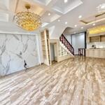 Siêu Phẩm Nhà Bồ Đề, Long Biên 45m2, 5T Gara Ô tô, Ngõ Thông