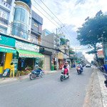 bán nhà mt đường số 8 p11 dt: 4x20m 3 lầu 5pn, giá: 13,5 tỷ, lh: 