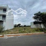 bán đất ngay tại p5, thành phố tân an, mặt tiền rộng oto di chuyển thuận lợi , 680tr , 140m2.