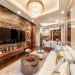 bán căn 2 ngủ golden crown view thành phố và hồ phương lưu giá chủ đầu tư giá 3,6x tỷ, hàng độc