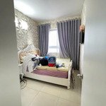 cần bán nhanh căn 74m2 2pn 2wc full nội thất đẹp, tầng trung thoáng
