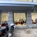 Cho thuê mb kinh doanh 400m2 đường âu cơ
