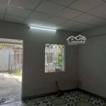 Cho thuê nhà cấp 4 phạm như xương