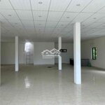 Mb 2 tầng đẹp âu cơ 400m2
