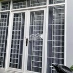 Bán nhà hẻm mỹ bình lấy hộ khẩu con học trường