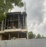 Nhà mặt tiền phố đi bộ ăn uống