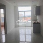 Cần bán căn 2 pn lầu 7, chung cư marina