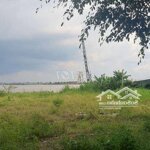 đất ven sông hậu