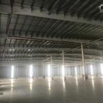 Cho thuê kho/ nhà xưởng kcn yên phong 2c, dt 1000m2,3000m2 đến 12000m2. lh 0988 457 392