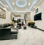 Bán nhà nguyễn chính, 35m2 * 5t. mặt tiền 4m, ngõ rộng ô tô đỗ cửa nhà