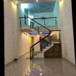 Nhà gác lững kiệt 297 âu cơ gần chợ hoà khánh