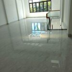 Cho thuê nhà mặt tiền 2 tầng đường ngô thì nhậm