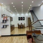 Nhà 2 tầng đường mộc bài 8 : full nội thất