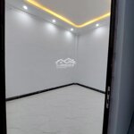 Cần bán ngay căn nhà trung tâm phố 3 tầng sang trọng, phong cách hiện đại và tinh tế