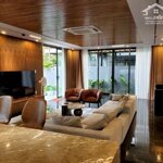 Cọc là lời- biệt thự-giá sốc-nguyễn tất thành-liên chiểu-đà nẵng-300m2-mặt 10m-hồ bơi-6tỷ9