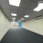 [tặng quà 1 triệu] cho thuê vp 55m2 tại ngã 3 nguyễn khánh toàn, quan hoa view đẹp,nhà mới