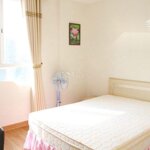 Grand riverside 2pn2wc full giá 17tr q4 ở liền