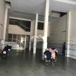 Kho xưởng 14x25 đúc lững (gần đầm sen