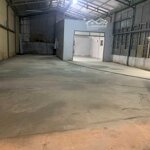 Cho thuê kho xưởng 9x20m mt nội bộ phan văn hớn, q12.18tr/ th