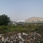 Cho thuê đất làm sân bóng tân kiên, 4500m2 dài hạn