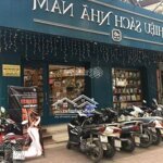 Cho thuê nhà mặt phố đoạn đẹp nhất nguyễn du, dt 120m2 x 2 tầng, mt 9m hợp nhà hàng, đồ chay