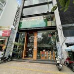 Mặt tiền nguyễn đình chiểu,q.3,ngang 7.5m,68 triệu