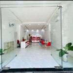 Cho thuê nguyên căn 3 tầng mặt tiền tố hữu