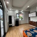 Ban công đẹp-xịn- ngay cv làng hoa- đ. quang trung