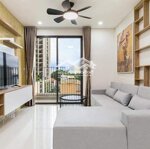 Cho thuê căn hộ 2 phòng ngủ full nội thất chung cư hà đô, chỉ dọn vào ở, quận 10