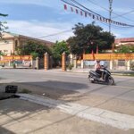 Bán 338m2 đất, nằm trong khu vệ tinh hòa lạc, kinh doanh sầm uất.lh 0978659546