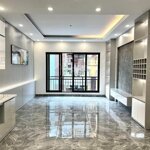 Bán Nhà Riêng Ngõ 82 Yên Lãng, 6 Tầng Thang Máy, 55M, Giá Chỉ 10.9 Tỷ.