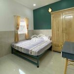 Studio full nội thất mới có cửa sổ quận 4