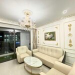 Cho thuê 3pn saigon royal nhà đủ nội thất hoàng gia, view sông tầng cao thoáng hiện trống ở ngay