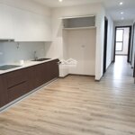 Cho thuê 3 phòng ngủ đồ cơ bản 107m2 chung cư northern diamond giá 11 triệu. liên hệ 0829911592