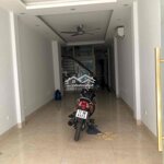 Cho thuê nhà nguyễn khánh toàn ô tô 75m 4t kd online vp siêu vip