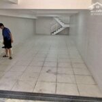 Cho thuê nhà mới xây phường an phú _hầm,4 lầu, 6 phòng ngủtolet riêng_ 5x20m- 40 triệu