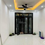 Cho thuê nhà ngõ 88 giáp nhị:45m2, 5 tầng, 12 triệu