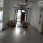 Cho thuê villa phường an phú _ 1 tầng2 lầu5pn3wc- gara ô tô_ 7x20m- 35 triệu