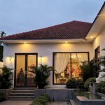 Cần chuyển nhượng lại căn villa siêu đẹp 2 mặt tiền đặng tất, tp huế, liên hệ: 0935920886