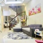 Siêu hot nhà cổ nhuế 40m2, 3 tầng ngõ thông, ô tô giá chỉ 3,2 tỷ