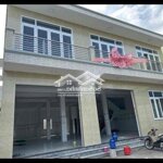 Cho thuê nhà trệt 1 lầu mới..đường đông thạnh 4-2.,dt:15x30m