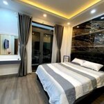Cho thuê khách sạn võ văn tần quận 3 (9x25m) 52 phòng giá 420 triệu