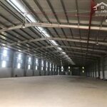 Mời thuê kho tại tt.đông anh-hà nội. 1800m2, kho đẹp có bảo vệ; mặt đường ql3