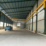 Cần sang gấp kho 1100m2, tặng 1 tháng thuê và nội thất tại ql1a, bến lức, long an