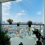 Cho thuê căn hộ chung cư khánh hội 1, 2 phòng ngủ- 2 vệ sinh có nội thất view sông mát mẻ