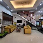 Cho thuê villa 760m2 5pn 5wc full nội thất giá 7000$