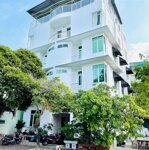 Cần bán khách sạn mặt tiền huyện côn đảo thành phố vũng tàu,diện tích16x17m, 20 phòng, giá chỉ 34.9 tỷ